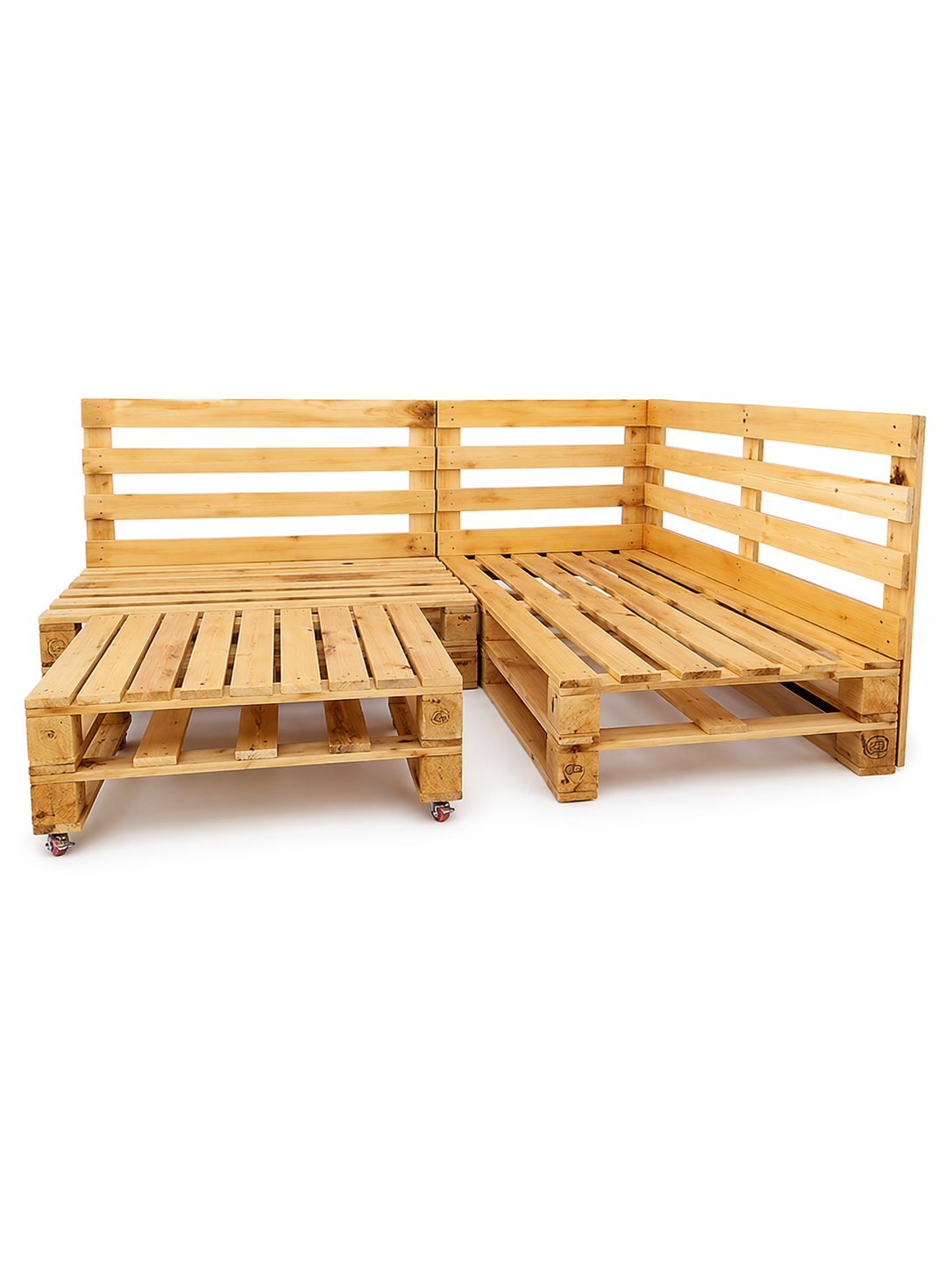 Conjunto esquinero de palets para exterior con mesa — Carpintería en Barcelona